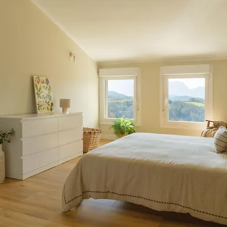 Chalet Areitio Etxea - Casa Con Jardin *